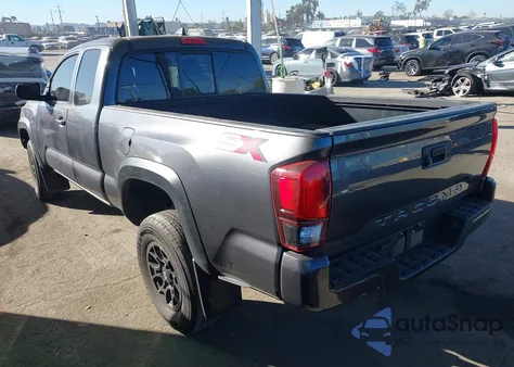 2021 Toyota Tacoma Sr z USA, uszkodzony, nr VIN 3TYRX5GN1MT005636